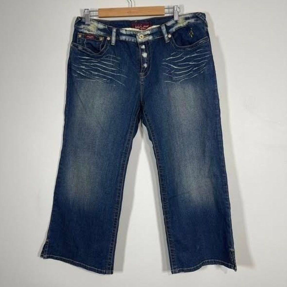 VTG Y2K Baby Phat Denim Capris Womens 16‎ Floral Embroidered Dark Wash Whiskers